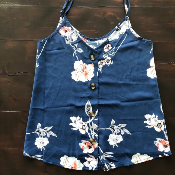 💙 Navy Floral Botton Front Skinny Strap Tank 🌸 - Picture 3 of 4